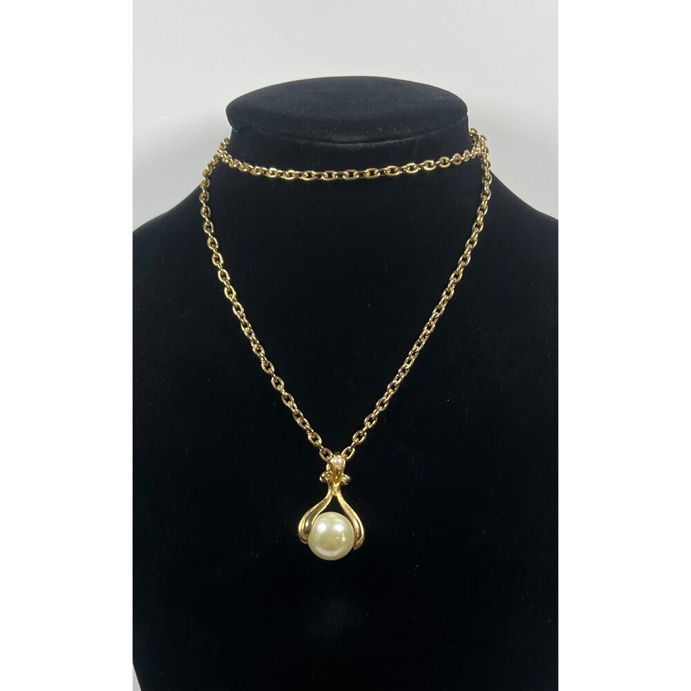 Vintage 30 in Large Faux Pearl Claw Drop Pendant Gold Tone Costume Necklace Bold
